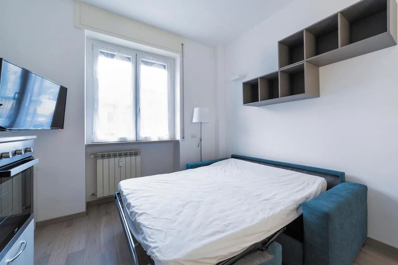 Apartamento Milano Cosy Apt With Balcony!